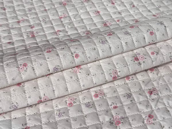 Стежка мелкие цветы 70 гр · 86FF